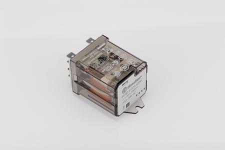 628280244000 Finder Flange Mount Power Relay, 24V dc Coil, 16A Switching Current, DPDT
