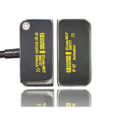 940107 H.ZANDER ZCode-MCF Series Sliding Block for Mounting Magnetic Non-Contact Safety Switch, 24V dc, Plastic Housing, 2NC,
