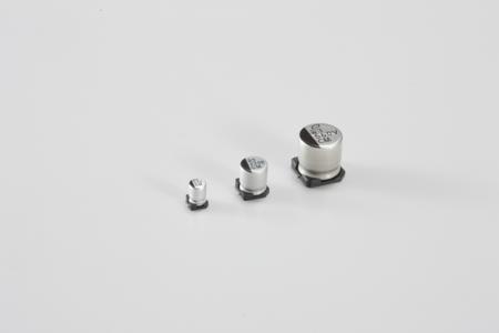 UCM1A471MCL1GS Nichicon 470μF Aluminium Electrolytic Capacitor 10V dc, Surface Mount -