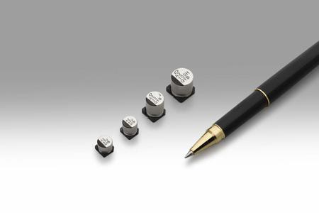 GYB1V680MCQ1GS Nichicon 68μF Surface Mount Polymer Capacitor, 35V dc