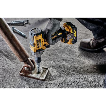 DCF891P2T-GB DeWALT 175 mm 18V5Ah Cordless Impact Wrench, UK Plug