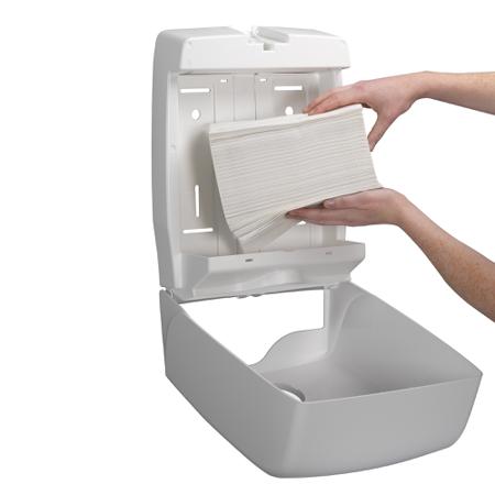 6637 Kimberly Clark Scott ESSENTIAL(TM) Folded White 212 x 186mm Paper Towel, 5100 Sheets