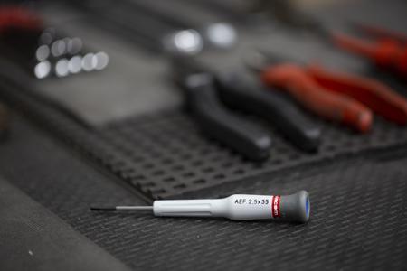 AEF.2.5X35 Facom Slotted  Screwdriver, 2,5 mm Tip, 35 mm Blade, 117 mm Overall