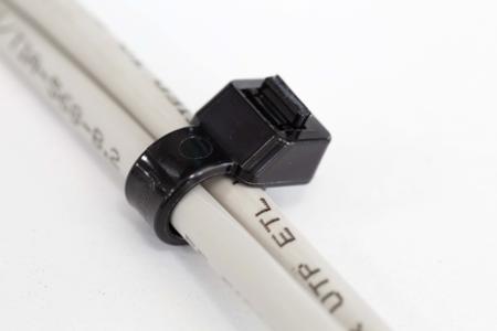 233-493 RS Pro Black Nylon Non-Releasable Cable Tie, 380mm x 7.6 mm