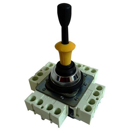 XD2CD3030 Schneider Electric 2 Axis-Axis Joystick Momentary, IP65 230V ac
