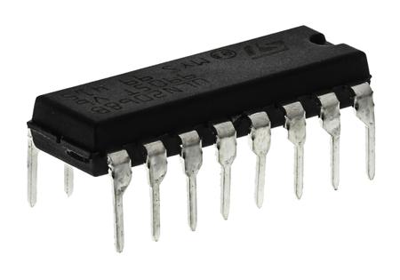 ULN2068B STMicroelectronics  Quad NPN Darlington Transistor, 1.75 A 50 V, 16-Pin PDIP