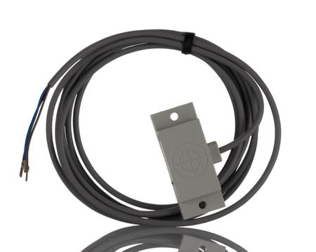 896-7273 RS PRO Capacitive Block Proximity Sensor, 10 mm Detection, PNP NO, 10 → 30 V dc