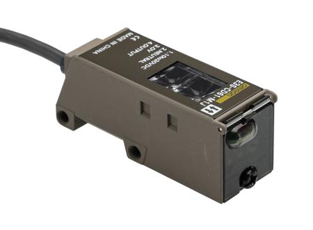 E3S-CD61-M1J-0-3M Omron Diffuse Photoelectric Sensor Maximum of 700 mm Detection Range NPN, PNP IP67 Block Style E3S-CD61-M1J 0.3M