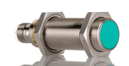 NBB8-18GM50-E2-V1 Pepperl + Fuchs, M18 x 1, PNP Inductive Sensor 65mm Length, 10 → 30 V dc supply voltage , IP67 Rating