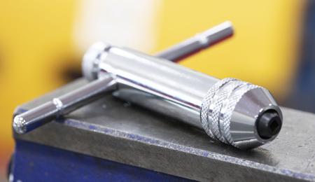 05042 EXACT Short Ratchet Tap Wrench Steel