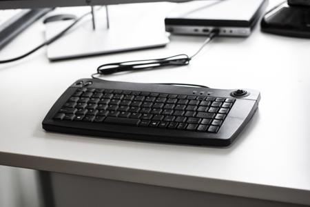 136-9673 RS Pro Wired Black USB Trackball Mini Keyboard, QWERTY (UK)