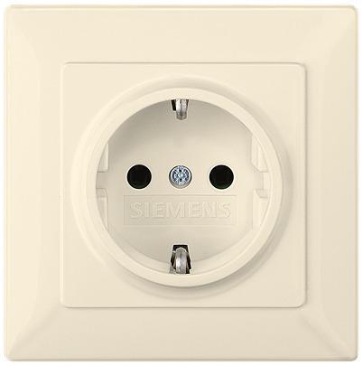 5UB1583 Siemens 5UB15 White Electrical Socket, 16A, Schuko