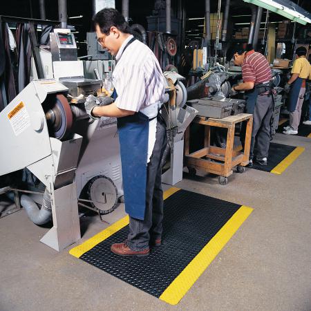 479R0433YB Notrax 479 PVC Anti-Fatigue Mat, 120cm x 1000cm x 14mm