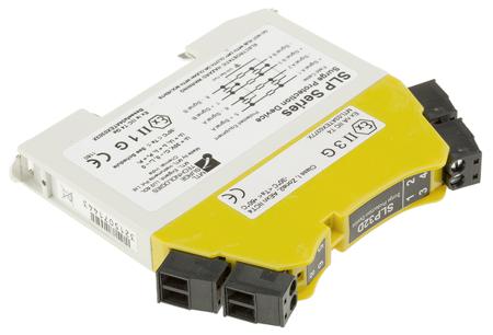 SLP32D/RS Eaton, SLP Surge Suppressor Unit 32 V Maximum Voltage Rating 20kA Maximum Surge Current Surge Protection Device