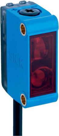 GL6-P0211S49 Sick Retroreflective Photoelectric Sensor, Miniature Sensor, 6 m Detection Range