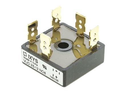 VUO25-12NO8 IXYS Bridge Rectifier Module, 25A, 1200V, 3-phase, 5-Pin