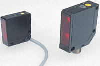 FHDM-12N5001 Baumer Diffuse Photoelectric Sensor 15 → 300 mm Detection Range NPN IP67 Block Style FHDM 12N5001